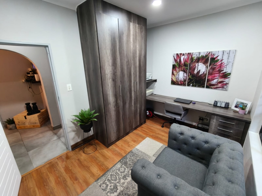 4 Bedroom Property for Sale in Cashan North West
